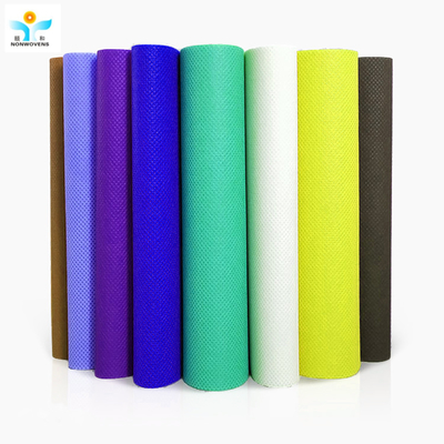 10-100 Gram White PP Non Woven Dot Fabric Roll Packing For Hygiene Products